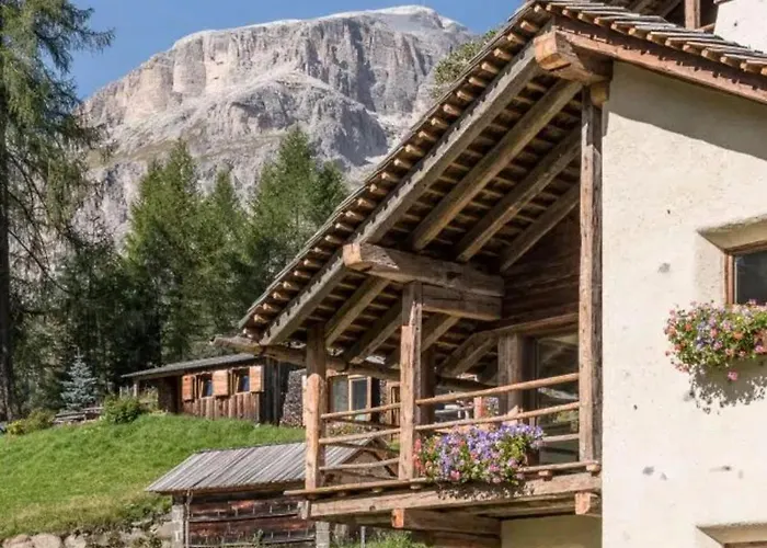 Dolomites Cesa Del Louf Superior Alpesi faház *