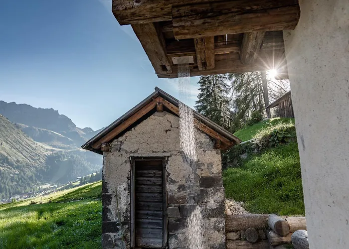 Dolomites Cesa Del Louf Superior Alpesi faház *